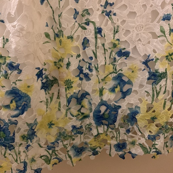 White Floral Dress - Picture 4 of 4